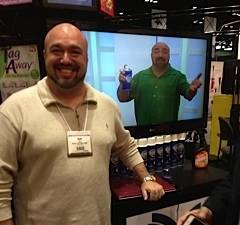 Marc promoting Stream Clean at the Houseware Show 2009, thanking Erica for discovering him.